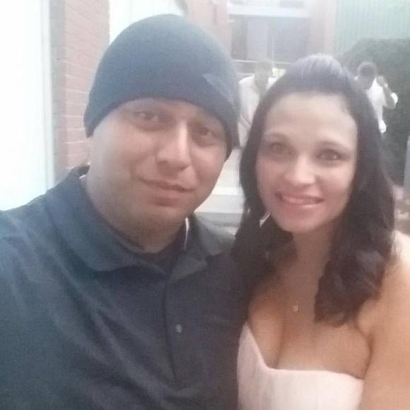 Meet your Posher, Deyra - Picture 1 of 1